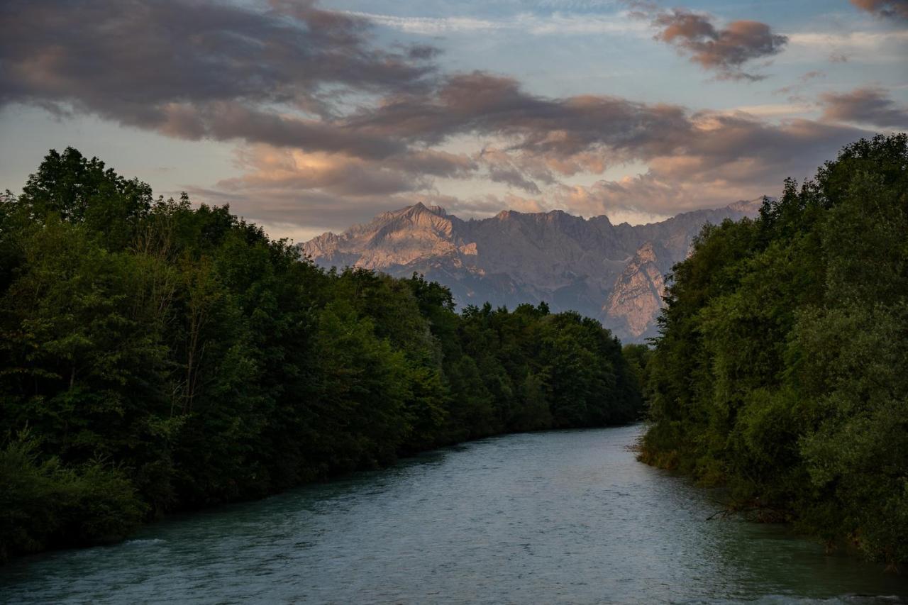 Das Bergquartier - Ferienwohnung Zugspitze Oberau  Dış mekan fotoğraf